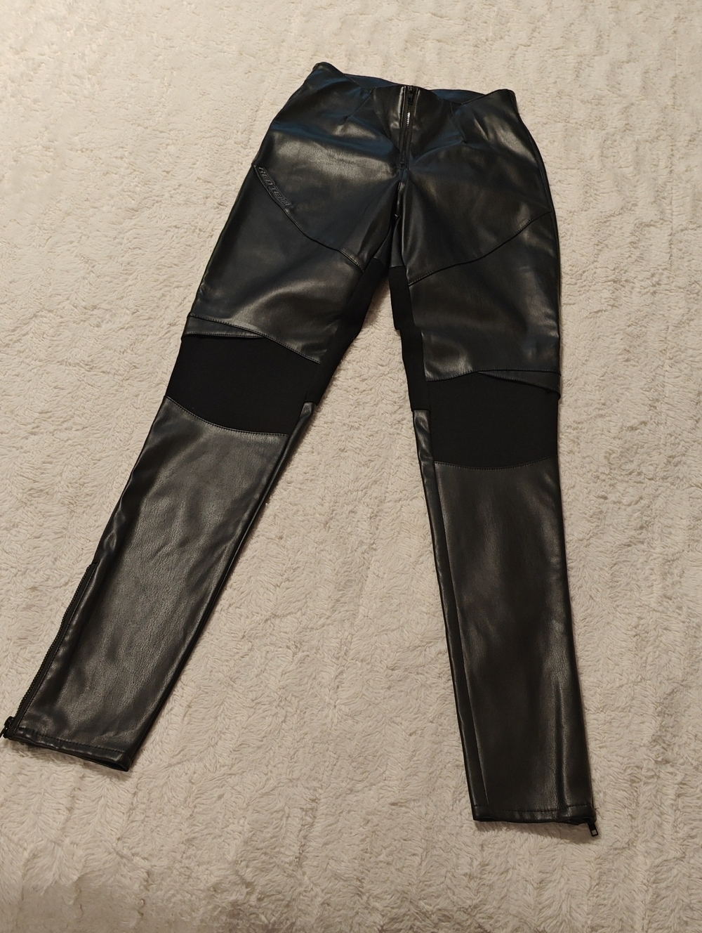 NWT Smoke Rise Red Black Faux Leather Skinny Jeans Panels